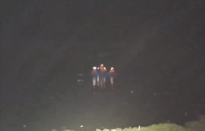 J&K | 2 Missing, 7 Rescued As Boat Capsizes In Jhelum At Awantipora