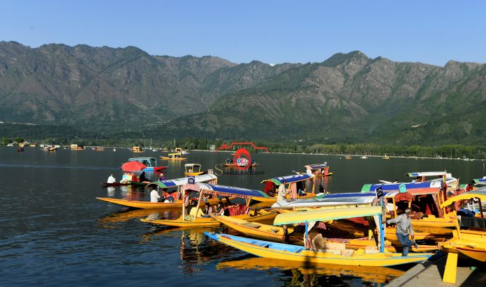 Night Temp Hovers Above Normal Amid Heatwave Forecast In Jammu And Kashmir