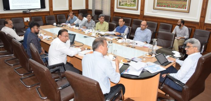 CS Atal Dulloo Reviews Progress On Implementation Of Multiple Reforms In Transport Deptt