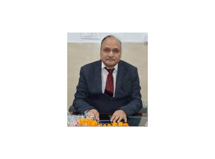 Director Horti visits Palanwalla Fruit Nursery Director Horti visits Palanwalla Fruit Nursery