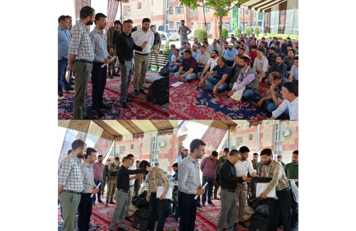 DEO Bandipora handsover BLO Kits to BLOs of 15-Bandipora Assembly segment