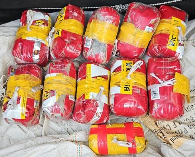 Punjab Police, BSF Bust Drugs Smuggling Module With Arrest Of Seven People, Recovers 5 Kg Heroin Punjab Police, BSF Bust Drugs Smuggling Module With Arrest Of Seven People, Recovers 5 Kg Heroin