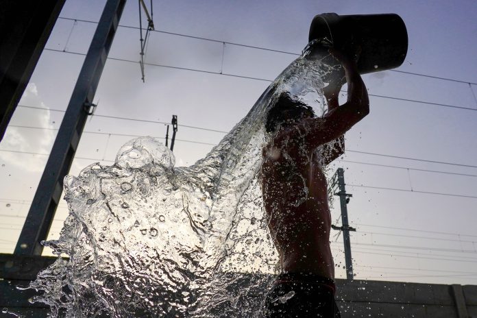 Northern Plains, Central India To Have High Number Of Heat Wave Days In May: IMD Northern Plains, Central India To Have High Number Of Heat Wave Days In May: IMD