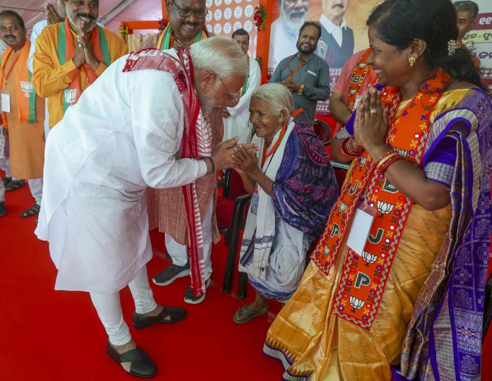 PM Modi campaigns for LS polls