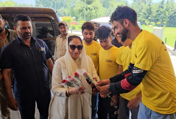 J&K Waqf Chairperson Dr Darakhshan Andrabi launching Tesla Power products during an event at Srinagar. J&K Waqf Chairperson Dr Darakhshan Andrabi launching Tesla Power products during an event at Srinagar.