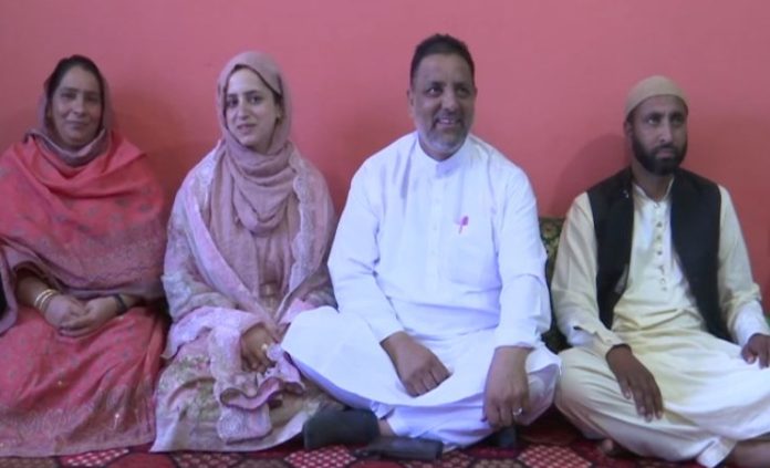 UPSC Rank Holder Seerat Baji Receives Rousing Welcome In Jammu And Kashmir's Rajouri