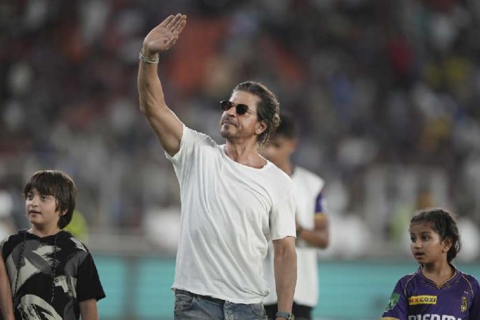 Actor Shah Rukh Khan Hospitalised In Ahmedabad After Heat Stroke