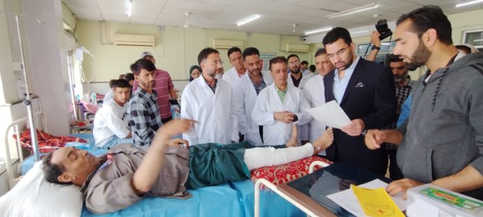 Secretary H&ME Dr. Syed Abid Rasheed Shah during visit to GDC Srinagar on Tuesday. Secretary H&ME Dr. Syed Abid Rasheed Shah during visit to GDC Srinagar on Tuesday.