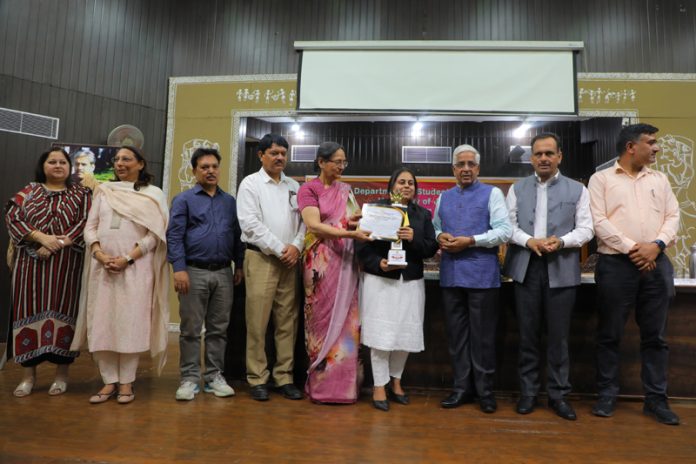 Winner of Prof Shailendra Singh Memorial Debate competition being awarded by JU VC & others. Winner of Prof Shailendra Singh Memorial Debate competition being awarded by JU VC & others.