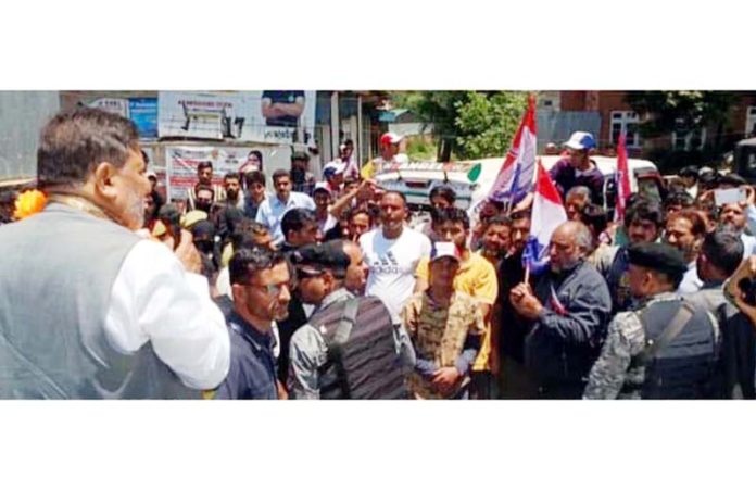 Apni Party president, Altaf Bukhari addressing public rally in Anantnag on Thursday.