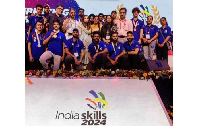 Participants posing for a group photograph during India Skill Competitions 2024. Participants posing for a group photograph during India Skill Competitions 2024.