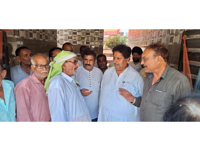 JKPCC working president Raman Bhalla interacting with booth agents at RS Pura, Jammu. JKPCC working president Raman Bhalla interacting with booth agents at RS Pura, Jammu.