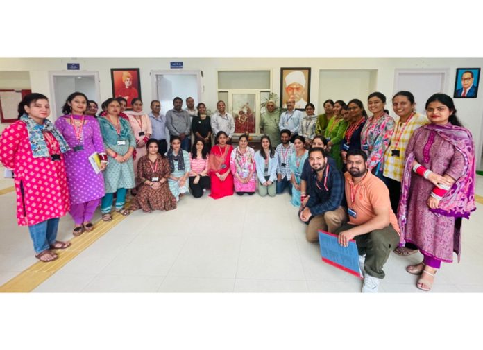 Students and faculty of CUJ posing for a group photograph during sixth edition of programme Shiksha Shastrarth. Students and faculty of CUJ posing for a group photograph during sixth edition of programme Shiksha Shastrarth.