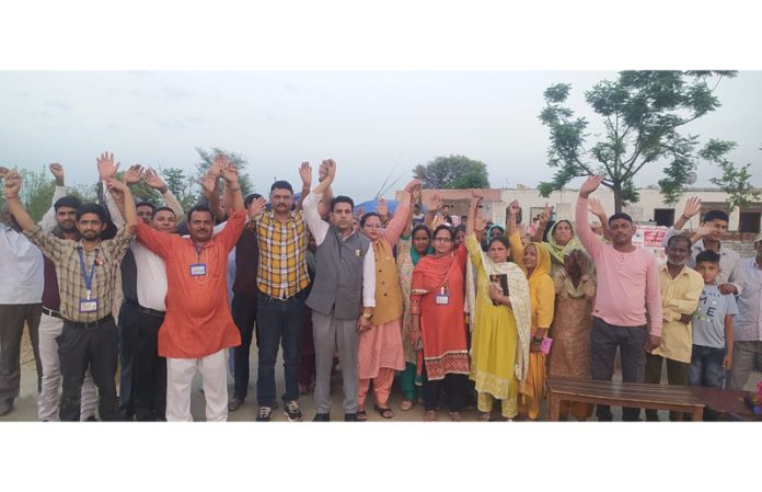 National Awami United Party workers during meet at Samba. National Awami United Party workers during meet at Samba.
