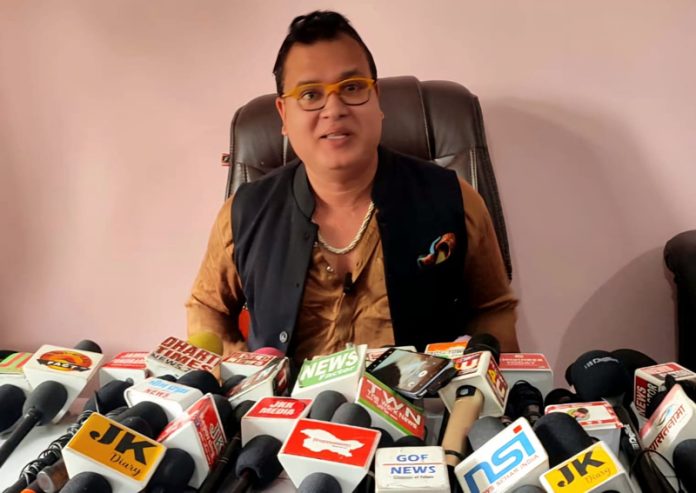 Socio-political activist Jayesh Gupta addressing a press conference at Jammu. Socio-political activist Jayesh Gupta addressing a press conference at Jammu.
