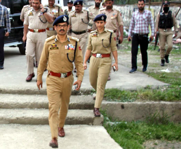 DGP RR Swain during visit to PHQ Shopian on Sunday. DGP RR Swain during visit to PHQ Shopian on Sunday.
