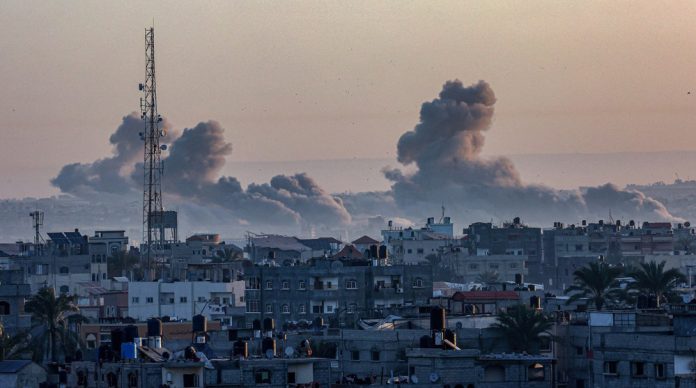 Israeli strikes kill 16 in Rafah, medics say, as residents report heavy fighting Israeli strikes kill 16 in Rafah, medics say, as residents report heavy fighting