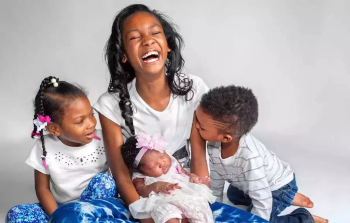 Family history could affect development of siblings of children with autism, study finds