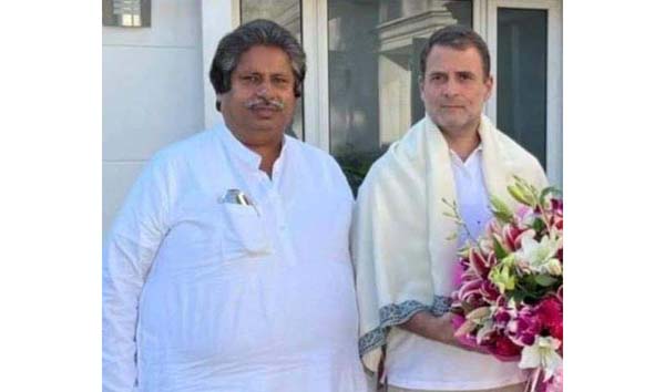 JKPCC working president, Raman Bhalla during a meeting with Rahul Gandhi in Delhi. JKPCC working president, Raman Bhalla during a meeting with Rahul Gandhi in Delhi.