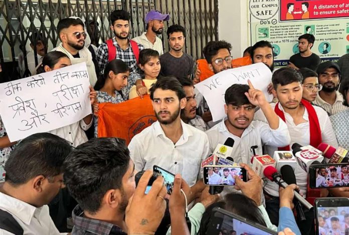 ABVP activists protesting in front of office of Dean Academic Affairs in Jammu University. ABVP activists protesting in front of office of Dean Academic Affairs in Jammu University.