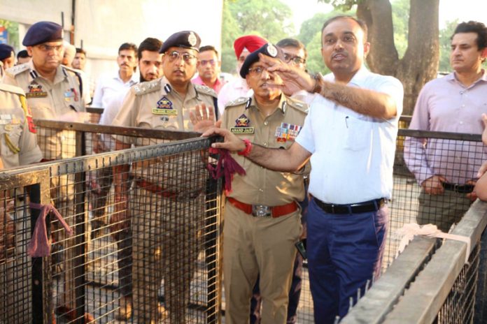 Div Com & ADGP inspect arrangements for Amarnath Yatra at Bhagwati Nagar.