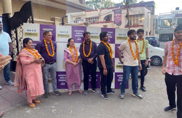 Students of Padhoji being felicitated by the institute in Jammu on Sunday. Students of Padhoji being felicitated by the institute in Jammu on Sunday.