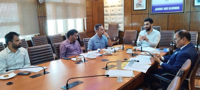 Dr Abid Rasheed Reviews 108, 102 Ambulance Emergency Services In J&K