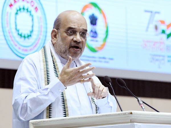 Amit Shah speaks to CMs of Assam, UP, Gujarat; takes stock of floods, rain situation Amit Shah speaks to CMs of Assam, UP, Gujarat; takes stock of floods, rain situation