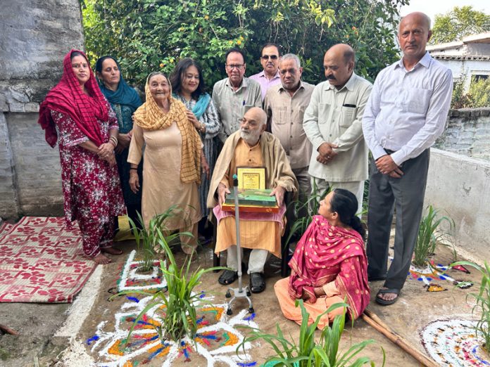 NDS team felicitates Thakur Dhian Singh at his native village.