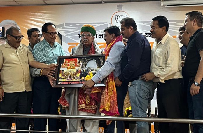 JCCI members during meeting with Union Minister AR Meghwal in Jammu on Saturday. JCCI members during meeting with Union Minister AR Meghwal in Jammu on Saturday.