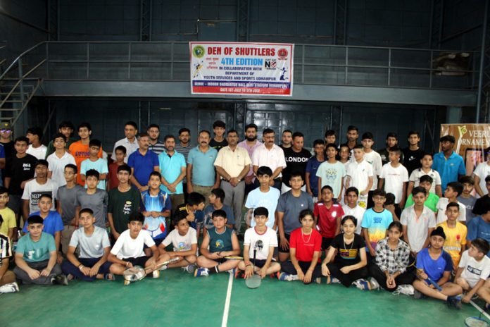 ADC Udhampur, Joginder Singh Jasrotia posing along with budding badminton players in Udhampur. ADC Udhampur, Joginder Singh Jasrotia posing along with budding badminton players in Udhampur.