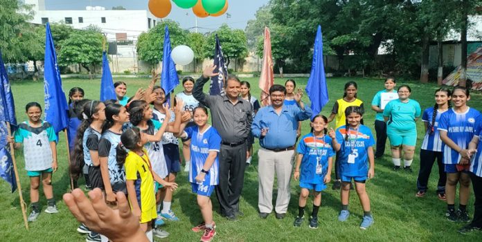 Dignitaries posing along with young girls during KVS Regional Sports Meet inaugural event at Jammu. Dignitaries posing along with young girls during KVS Regional Sports Meet inaugural event at Jammu.