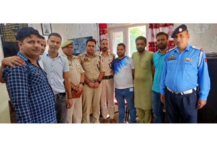 SSP Traffic NHW, Rohit Baskotra listening to the issues of transporters in Doda.