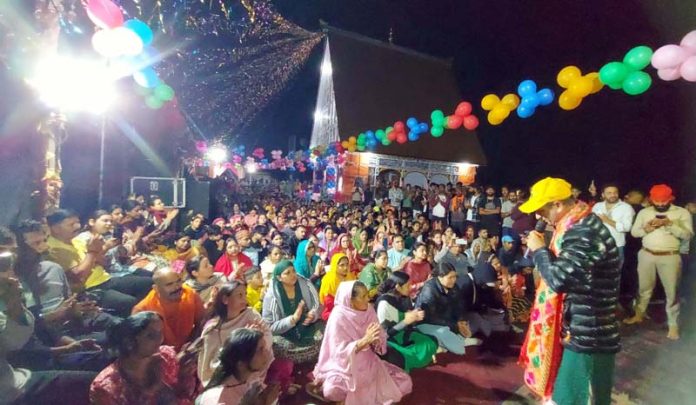 Singers recite devotional songs during 'Mata Ka Jagran' at Chandi Mata Bhawan, Machail in Kishtwar on Friday. -Excelsior/Tilak Raj Singers recite devotional songs during 'Mata Ka Jagran' at Chandi Mata Bhawan, Machail in Kishtwar on Friday. -Excelsior/Tilak Raj