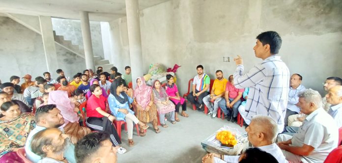 IYC gen secy, Uday Chib addressing Cong workers meeting in Jammu North on Thursday. IYC gen secy, Uday Chib addressing Cong workers meeting in Jammu North on Thursday.