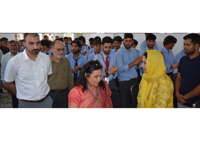 Dr. Rashmi Singh visits Pulwama-3