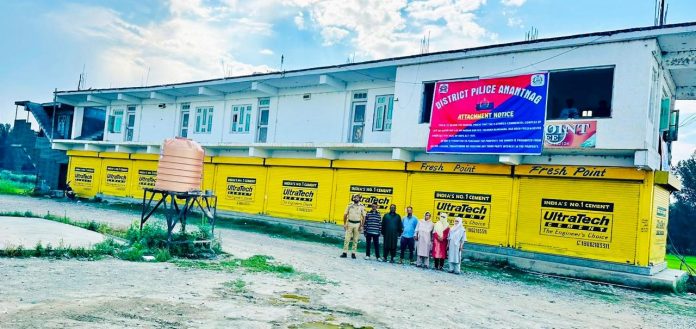 Police Attach Commercial Complex Of Drug Trafficker In J&K's Anantnag Police Attach Commercial Complex Of Drug Trafficker In J&K's Anantnag