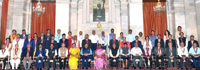 President Murmu gives away first-ever Rashtriya Vigyan Puraskar President Murmu gives away first-ever Rashtriya Vigyan Puraskar