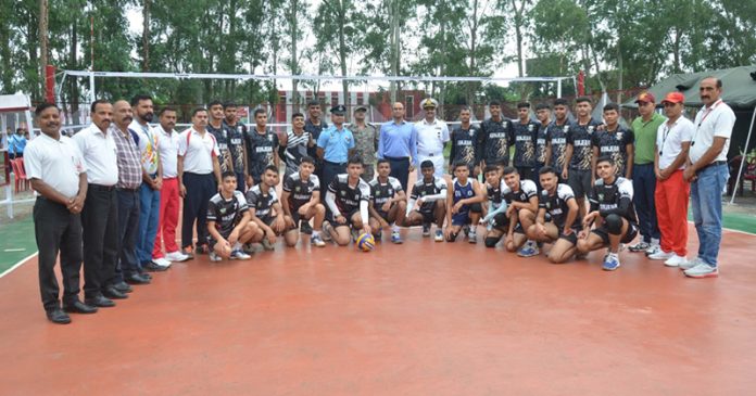 Administrative Secretary Bhupinder Kumar posing along with players at Sainik School Nagrota. Administrative Secretary Bhupinder Kumar posing along with players at Sainik School Nagrota.