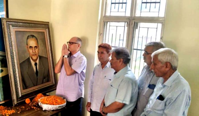 BDSA members paying tribute to Babu Parmanand on his 92nd birth anniversary in Jammu on Tuesday.
