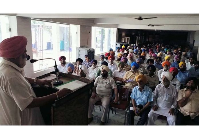 President of All J&K Labana Samaj, Ranjeet Singh Tohra addressing community members during a convention at RS Pura, Jammu.