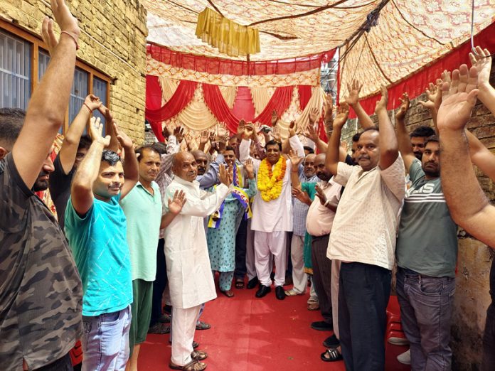 Advocate Maheshwar Singh Manhas, Provincial General Secretary Democratic Progressive Azad Party during a public meeting in Old Janipur area.