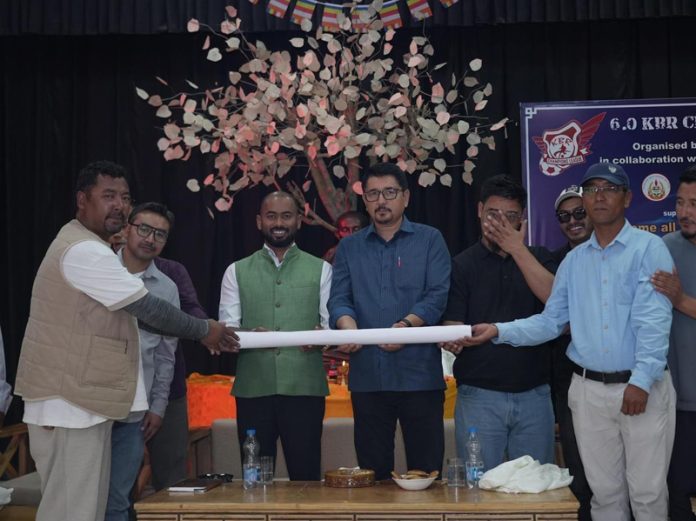 CEC Leh, Tashi Gyalson handing over the documents of land to villagers in Leh on Tuesday. CEC Leh, Tashi Gyalson handing over the documents of land to villagers in Leh on Tuesday.