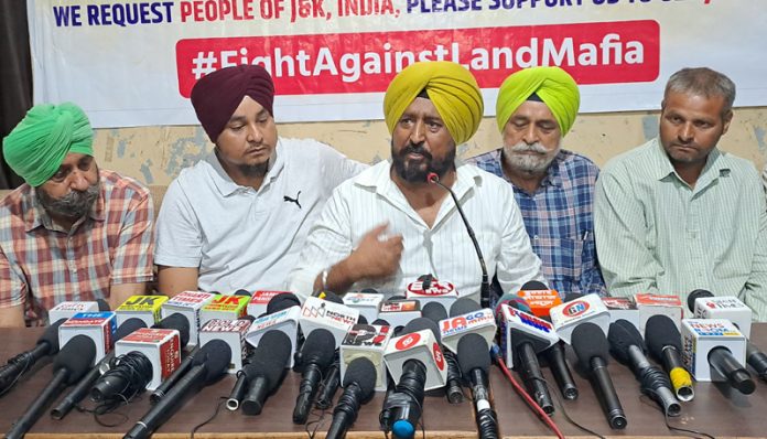 JKPCC gen secy TS Tony addressing press conference in Jammu on Thursday. - Excelsior/Rakesh JKPCC gen secy TS Tony addressing press conference in Jammu on Thursday. - Excelsior/Rakesh