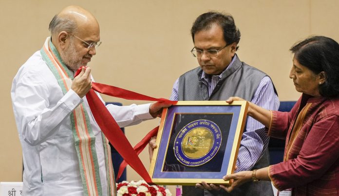 Amit Shah Urges Agencies To Use AI For Checking Cybercrimes Amit Shah Urges Agencies To Use AI For Checking Cybercrimes