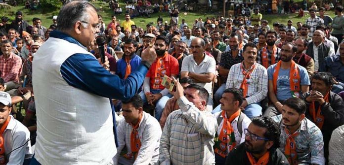 BJP national general secretary Tarun Chugh addressing an election rally at Kishtwar on Monday. BJP national general secretary Tarun Chugh addressing an election rally at Kishtwar on Monday.