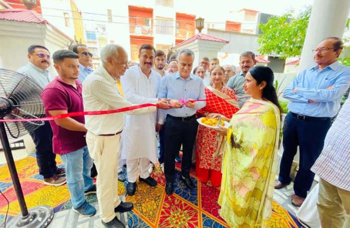 Shakti Pathak inaugurating Dr Uttam Chand Shastri Pathak Laboratory at Kalindi Nursing Home. Shakti Pathak inaugurating Dr Uttam Chand Shastri Pathak Laboratory at Kalindi Nursing Home.