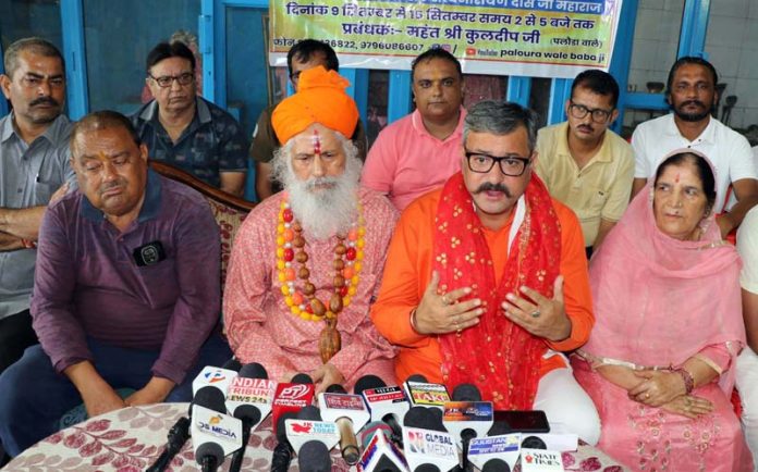 Zorawar Singh Jamwal along with Mahant Kuldeep Singh talking to media persons at Jammu on Sunday. Zorawar Singh Jamwal along with Mahant Kuldeep Singh talking to media persons at Jammu on Sunday.