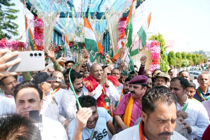 Senior Cong leader Mula Ram during public rally in Marh. Senior Cong leader Mula Ram during public rally in Marh.