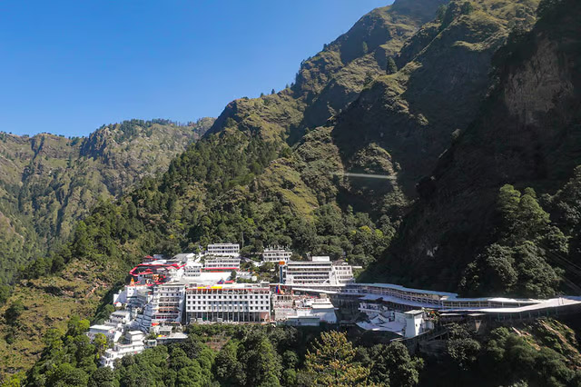 Over 86 Lakh Pilgrims Visit Cave Shrine Of Mata Vashno Devi In J&K Over 86 Lakh Pilgrims Visit Cave Shrine Of Mata Vashno Devi In J&K